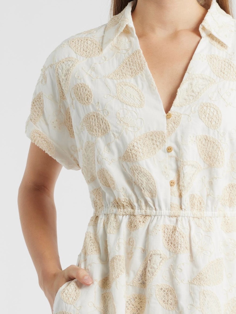 Sam Edelman Embroidered Cotton Shirtdress in the color Ivory/Natural. Size 12